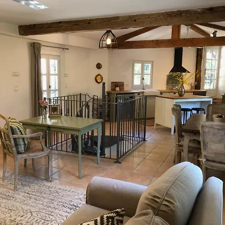 The Gatehouse Tatil Evi *